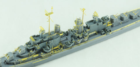ヴィーホビー V57013 1/700 アメリカ 軽巡洋艦 USS オークランド CL-95 1945年 通常版 プラモデル