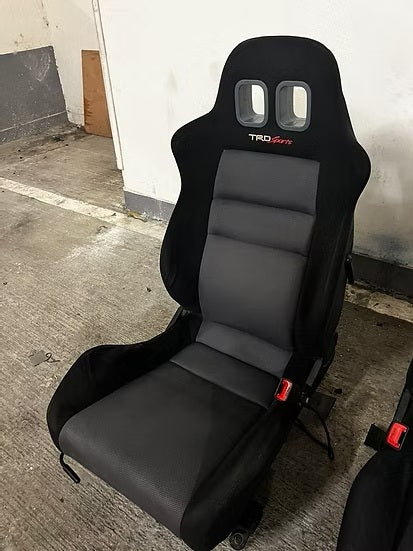 ズームオン Z203 1/24 TRDスポーツ バケットシート