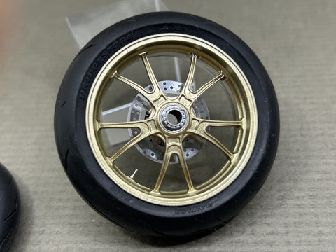 Zワークショップ Z01-007 1/12 ドゥカティ V4R/S ホイール & ブレーキディスク セットC