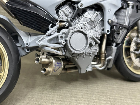 Zワークショップ Z01-009 1/12 V4R/S 4 ウシテ・レーシング エキゾーストシステム