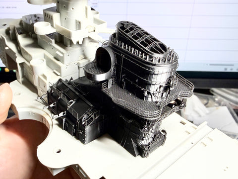 MUYIモデル G350103 1/350 トランペッター社製キット用:ドイツ海軍戦艦ビスマルク 煙突/格納庫(X)