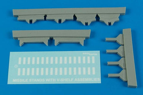 エアロボーナス 320016 1/32 アメリカ空軍 V字ミサイル整備スタンド