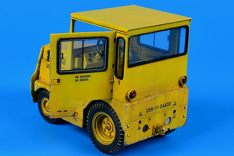 エアロボーナス 320045 1/32 アメリカ軍 トラクター GC340/SM-340 アメリカ海軍/DLA (キャブ付)