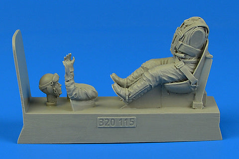 エアロボーナス 320115 1/32 Bf109 パイロット w/初期型パイロット席