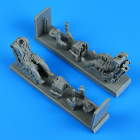 エアロボーナス 320156 1/32 ソビエト パイロット&トレーナーパイロット w/ イジェクションシート Su-25UB用 (トランぺッター用)