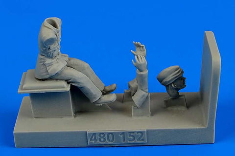 エアロボーナス 480152 1/48 WWII RAFアルビオン 給油車ドライバー(エアフィックス用)