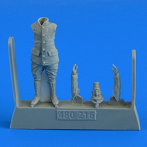 エアロボーナス 480216 1/48 ドイツ/オーストリア-ハンガリー WWI 航空機整備士 (汎用)