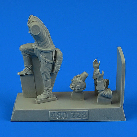 エアロボーナス 480228 1/48 ロシア WWII Il-2 アタックパイロット (REV/ITA/ACCU MIN用)