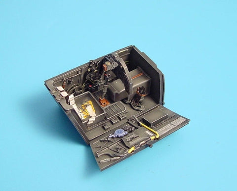 アイリス 2001 1/32 メッサーシュミット Bf109G-6 コクピット(HASEGAWA用)