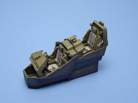 アイリス 4131 1/48 AH-64A アパッチ コクピットセット(HASEGAWA用)