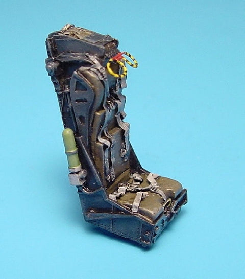 アイリス 4233 1/48 マーチンベーカー Mk.4BS イジェクションシート(F3H-2デーモン後期型)(GRAND PHOENIX用)