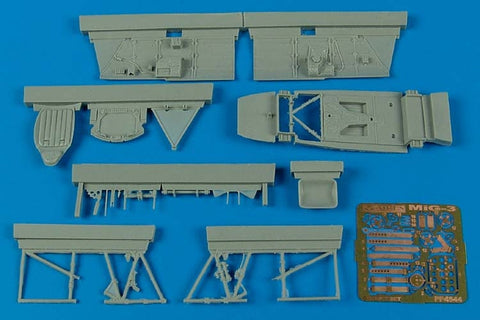 アイリス 4544 1/48 MiG-3 コクピット(TRUMPETER用)