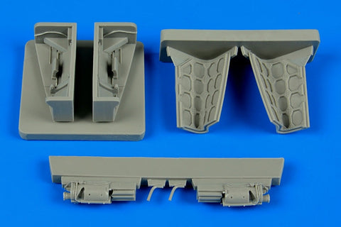アイリス 4605 1/48 ジャギュア ADEN 30mm機関砲格納庫(KITTY HAWK用)