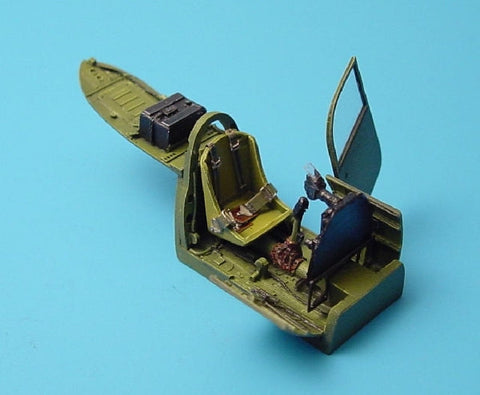 アイリス 7044 1/72 P-39 エアラコブラ コクピット(ACADEMY用)