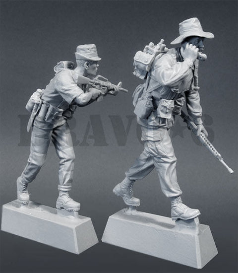 ブラボー6 35034 1/35 ネイビーシールズ(2)とベトナム人シールズ(2体セット)
