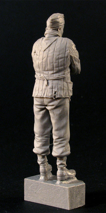 ブラボー6 35102 1/35 凍えるドイツ戦車兵 1943-1945