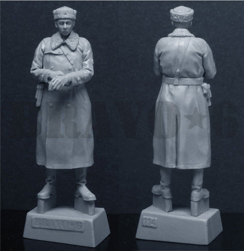 ブラボー6 35114 1/35 WWIIロシア NKVD少佐(冬装)