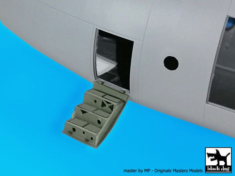 ブラックドッグ A72114 1/72 C-130H ハーキュリー ラダー・フロントドア(ズベズダ用)
