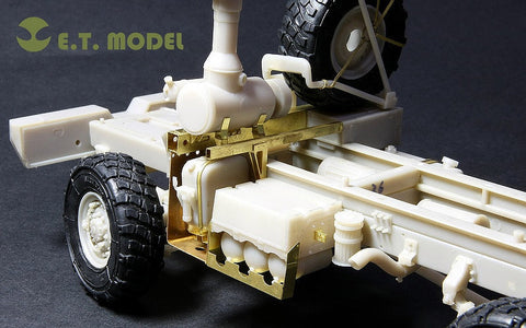 E.T.モデル E35-017 1/35 現用アメリカ M1078 LMTVトラック(トランぺッター 01004用) エッチングパーツ