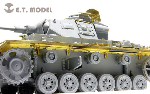 E.T.モデル E35-030 1/35 WWII ドイツ III号戦車J型 ベーシックセット(ドラゴン 6463/6394用) エッチングパーツ