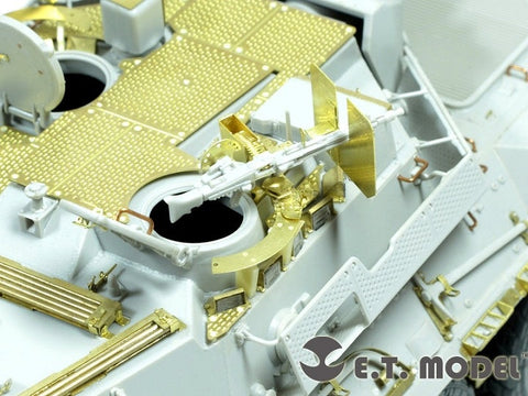 E.T.モデル E35-060 1/35 イタリア B1 チェンタウロ 後期型(サードシリーズ) ベーシックセット(トランぺッター 00388用) エッチングパーツ