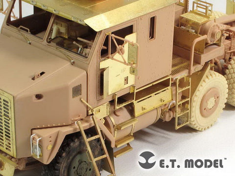 E.T.モデル E35-131 1/35 現用アメリカ M1070 トラクター(ホビーボス 85502用) エッチングパーツ