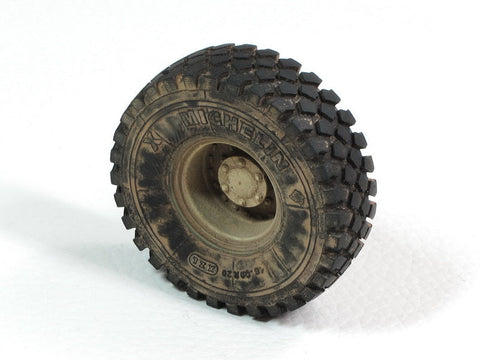 E.T.モデル ER35-043 1/35 現用 バッファロー 6X6 MPCV 自重変形ロードホイール(ブロンコ 35100用)