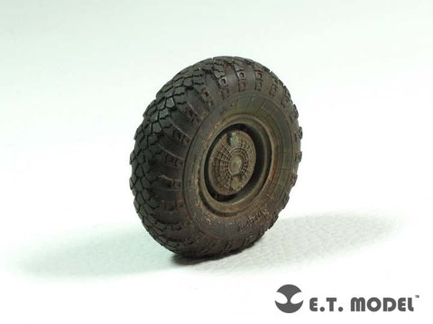 E.T.モデル ER35-057 1/35 ロシア BTR-80 自重変形ロードホイール(ワイド)(トランぺッターキット)