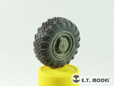 E.T.モデル ER35-062 1/35 ロシア ロングレンジ 9A52-2 スメーチ ロケットランチャー 自重変形ロードホイール(モンモデル SS-009用)