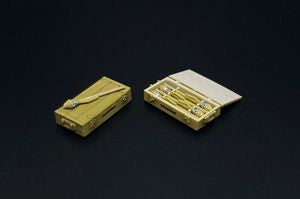 ハウラー HLH72141 1/72 WWII ドイツ パンツァーファウスト&収納箱 デカール付き(レジン製)
