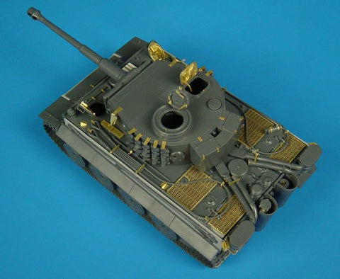 ハウラー HLX48007 1/48 WWII ドイツ タイガーI 初期型 エッチングセット(タミヤ用)