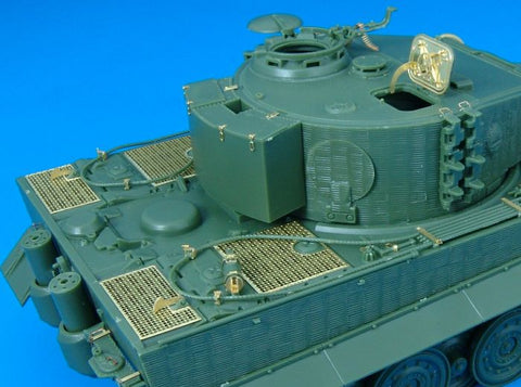 ハウラー HLX48030 1/48 WWII ドイツ タイガーI 後期型 エッチングセット(スカイボウ用)
