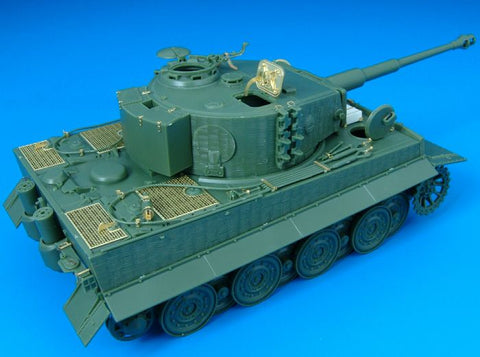 ハウラー HLX48030 1/48 WWII ドイツ タイガーI 後期型 エッチングセット(スカイボウ用)