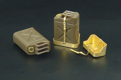 ハウラー HLX48063 1/48 WWII アメリカ ジェリカン ホルダー&ストラップ(タミヤ用)