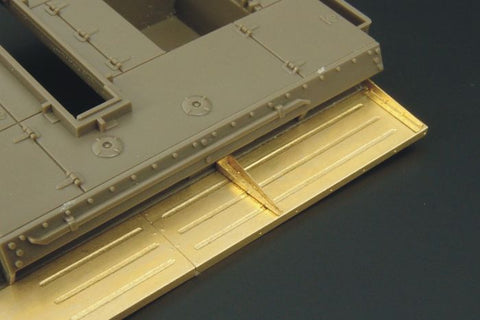 ハウラー HLX48110 1/48 WWII イギリス クロムウェル フェンダー(タミヤ用)