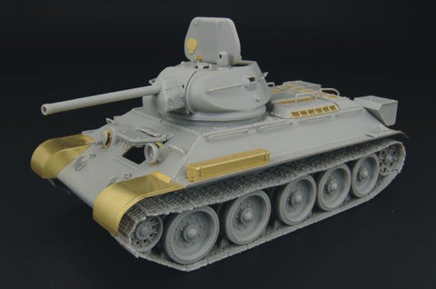 ハウラー HLX48157 1/48 WWII ソビエト T-34/76 1942年型 112工場製(ホビーボス84806用)