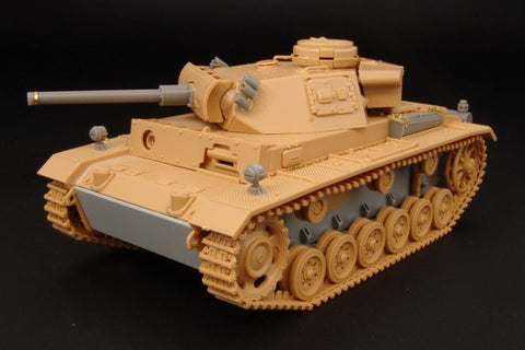 ハウラー HLX48181 1/48 WWII ドイツ III号火炎放射戦車(F1)型 コンバージョンセット