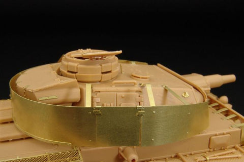 ハウラー HLX48200 1/48 WWII ドイツ III号戦車 砲塔シュルツェン(タミヤ用)