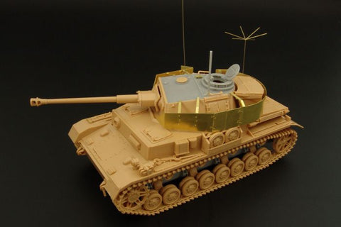 ハウラー HLX48228 1/48 WWII ドイツ IV号戦車 J型 砲兵観測車 コンバージョンセット(タミヤ IV号戦車J型用)