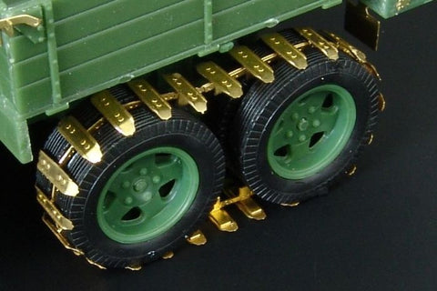 ハウラー HLX48269 1/48 WWII ソビエト GAZ-AAA トラック 雪原/泥濘地用履帯(ユニモデル用)