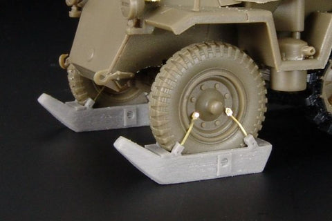 ハウラー HLX48281 1/48 WWII ドイツ Sd.Kfz.250/251 レジン製フロントホイールスキー (タミヤ/スーパーモデル用)