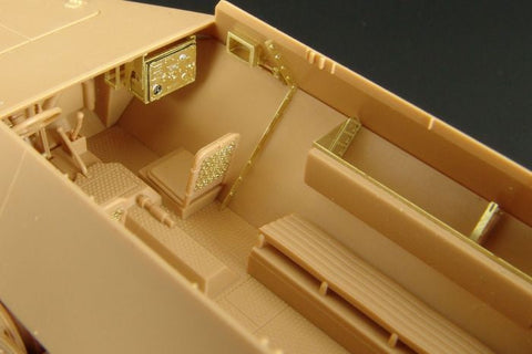 ハウラー HLX48296 1/48 WWII ドイツ Sd.Kfz.251/1 D型 インテリア エッチングセット(タミヤ用)