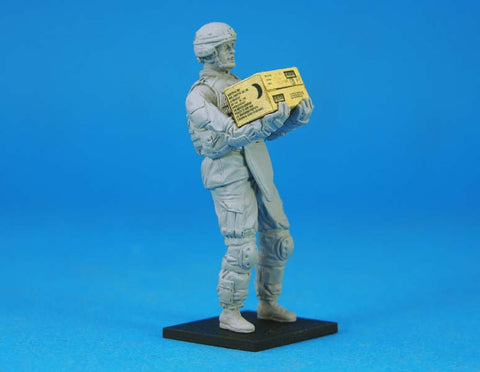 レジェンド LF0117 1/35 アメリカ軍 イラクの自由作戦 休息中の兵士