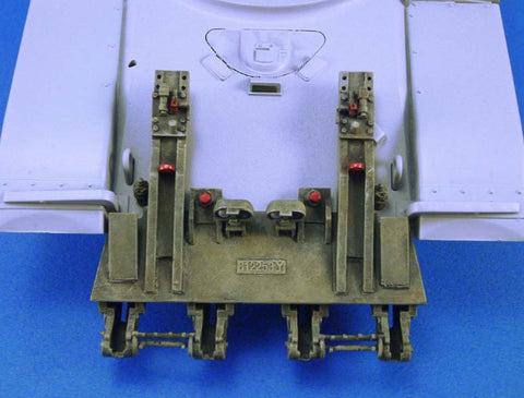 レジェンド LF1109 1/35 マガフ6B インストラクター チェア/KMT アダプター セット
