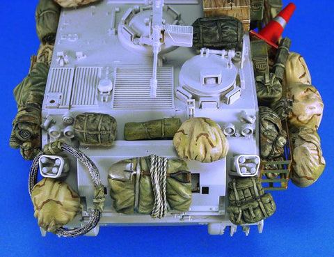 レジェンド LF1120 1/35 M113イラク戦争積荷セット
