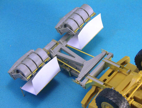 レジェンド LF1279 1/35 スパーク マイン ローラー RG-31 (キネティック)