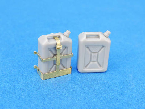 レジェンド LF1383 1/35 イスラエル国防軍 20L 水用ジェリカンw/ホルダーセット (10個)
