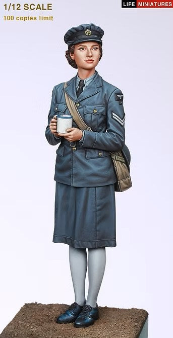 ライフミニチュア LM-12003 1/12 WAAF(イギリス婦人補助空軍)アシスタントセクションリーダー 1940-1941年