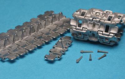 マスタークラブ MTL-35027 1/35 KV-1 / KV-2用履帯