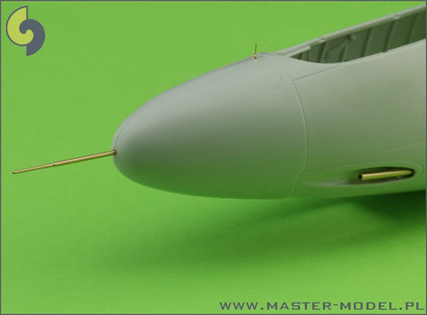 マスター AM-32-041 1/32 ハインケルHe162 サラマンダーの武装およびディテールセット(MG151機関砲銃身,前輪インジケイター,ピトー管)